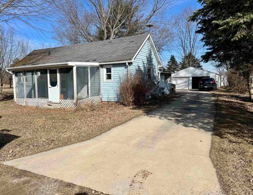 6612 Hillsinger St, Elwell, MI, 48832-9702 | Card Image