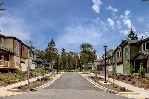 17012 106th Ave Se, Renton, WA, 98055-5431 | Card Image