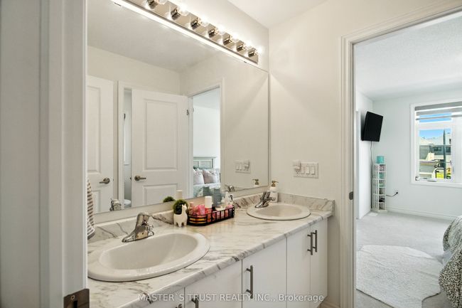 82 Calypso Ave, House other with 5 bedrooms, 4 bathrooms and 2 parking in Minesing ON | Image 25