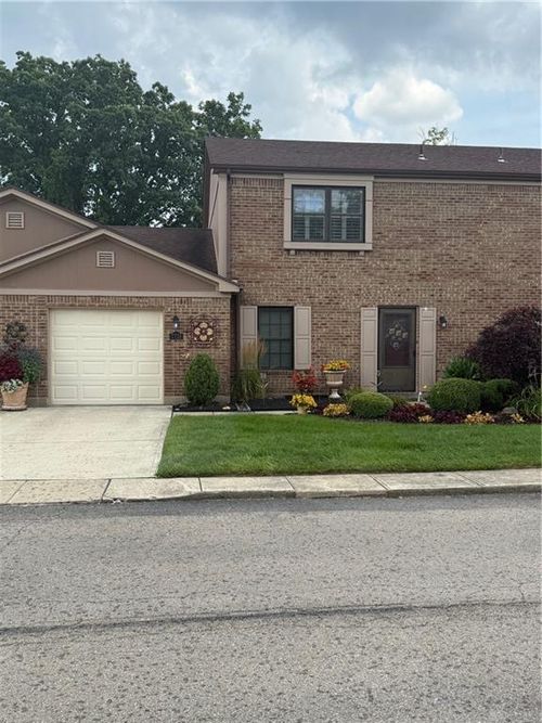 7724 Paragon Commons Cir, Dayton, OH, 45459-4031 | Card Image