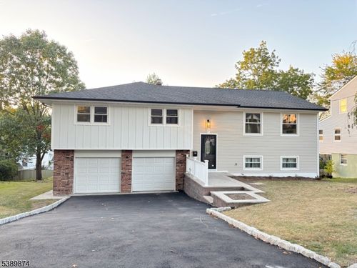 7 Cheshire Ter, West Orange, NJ, 07052-2705 | Card Image