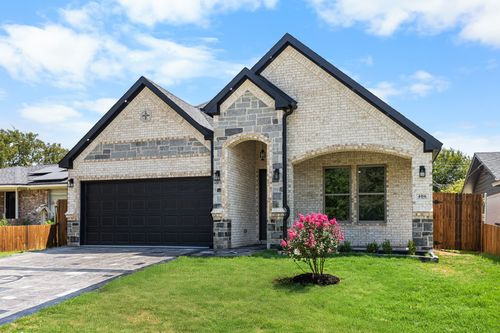 406 Sw 16th St, Grand Prairie, TX, 75051-1421 | Card Image