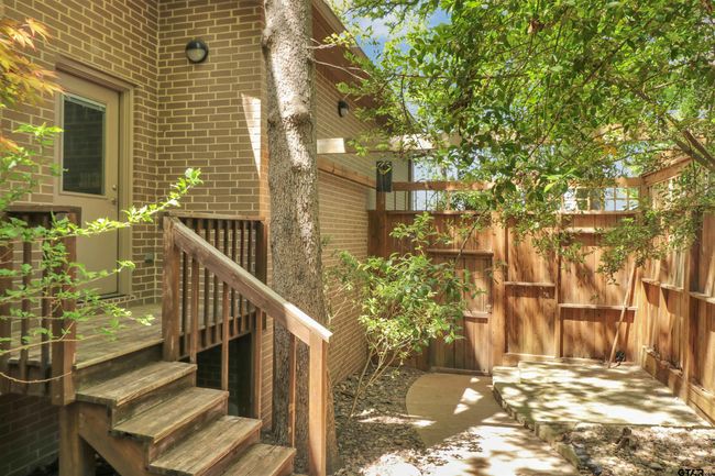 20998 Kiva Cir, House other with 3 bedrooms, 4 bathrooms and null parking in Flint TX | Image 19