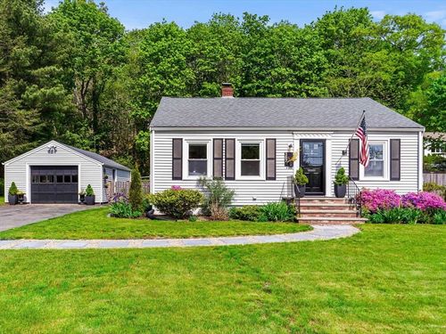 387 Western Ave, Gloucester, MA, 01930-4014 | Card Image