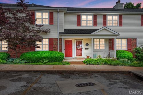 8930 Cardinal Ter, Brentwood, MO, 63144-1102 | Card Image