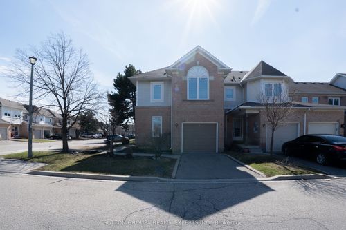 63 Wickstead Crt, Brampton, ON, L6R1N8 | Card Image