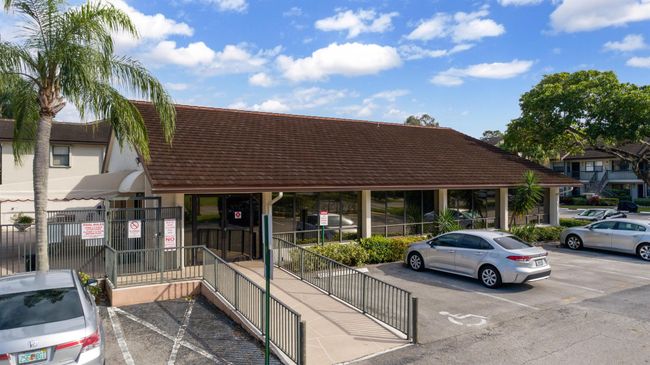 APT-408 - 7770 Tahiti Ln, Condo with 2 bedrooms, 2 bathrooms and null parking in Lake Worth FL | Image 19