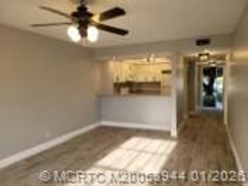 apt-5-803 Central Pkwy, Stuart, FL, 34994-3935 | Card Image
