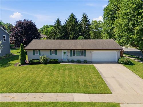 941 Foxfield Road, Oregon, WI, 53575 | Card Image