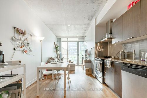 402-650 King St W, Toronto, ON, M5V0H6 | Card Image