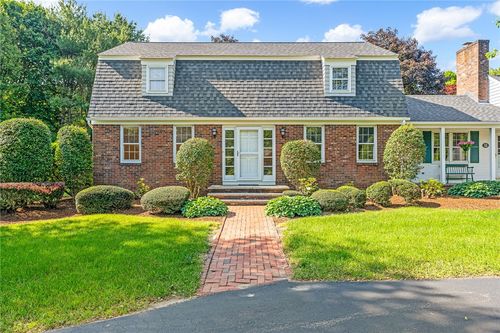11 Crosswynds Dr, Saunderstown, RI, 02874-2405 | Card Image