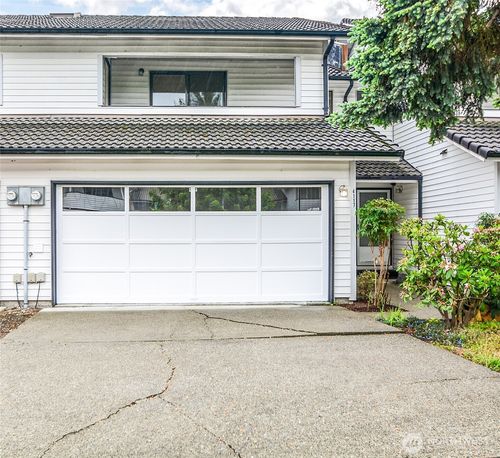 4117-4201 Ne 5th St, Renton, WA, 98059-4709 | Card Image