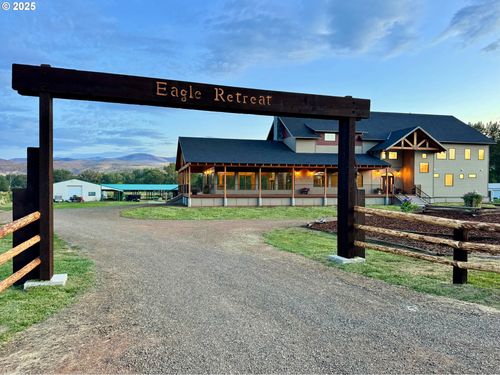 46131 Snake River Rd, Richland, OR, 97870-6718 | Card Image