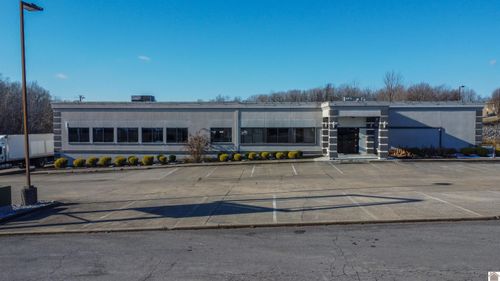 708 Complex Dr, Grand Rivers, KY, 42045-9106 | Card Image