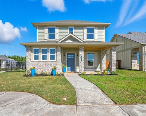 104 Cardinal Woods Ct, Granbury, TX, 76049-2916 | Card Image