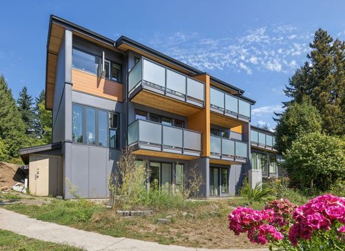 1084 Lillooet Rd, North Vancouver, BC, V7J2H8 | Card Image