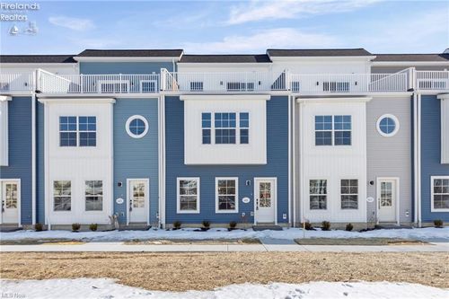 461 Harbor Lane, Lorain, OH, 44052 | Card Image