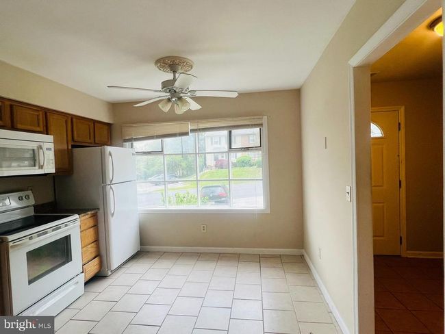 76 Shetland Cir, Townhouse with 2 bedrooms, 2 bathrooms and null parking in REISTERSTOWN MD | Image 5