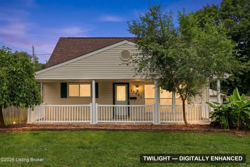 13401 Kinross Blvd, Louisville, KY, 40272-1335 | Card Image