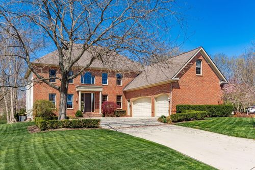 6146 Balmoral Dr, Dublin, OH, 43017-8529 | Card Image