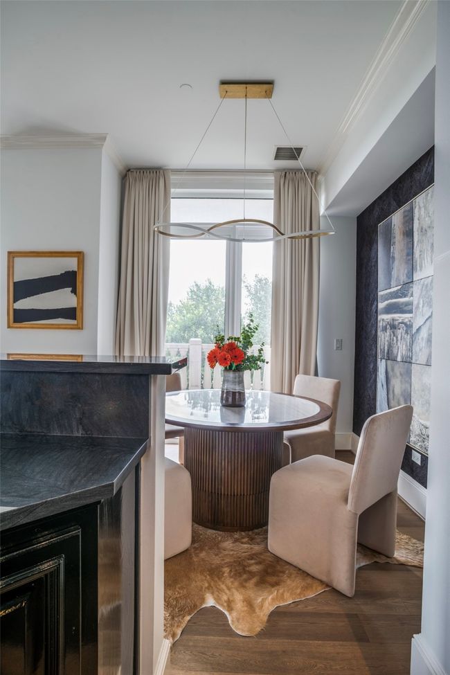 Dining area opens to terrace | Image 10