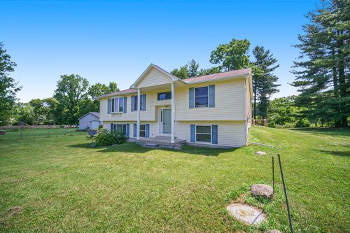 131 East Ave, Napoleon, MI, 49261-9021 | Card Image