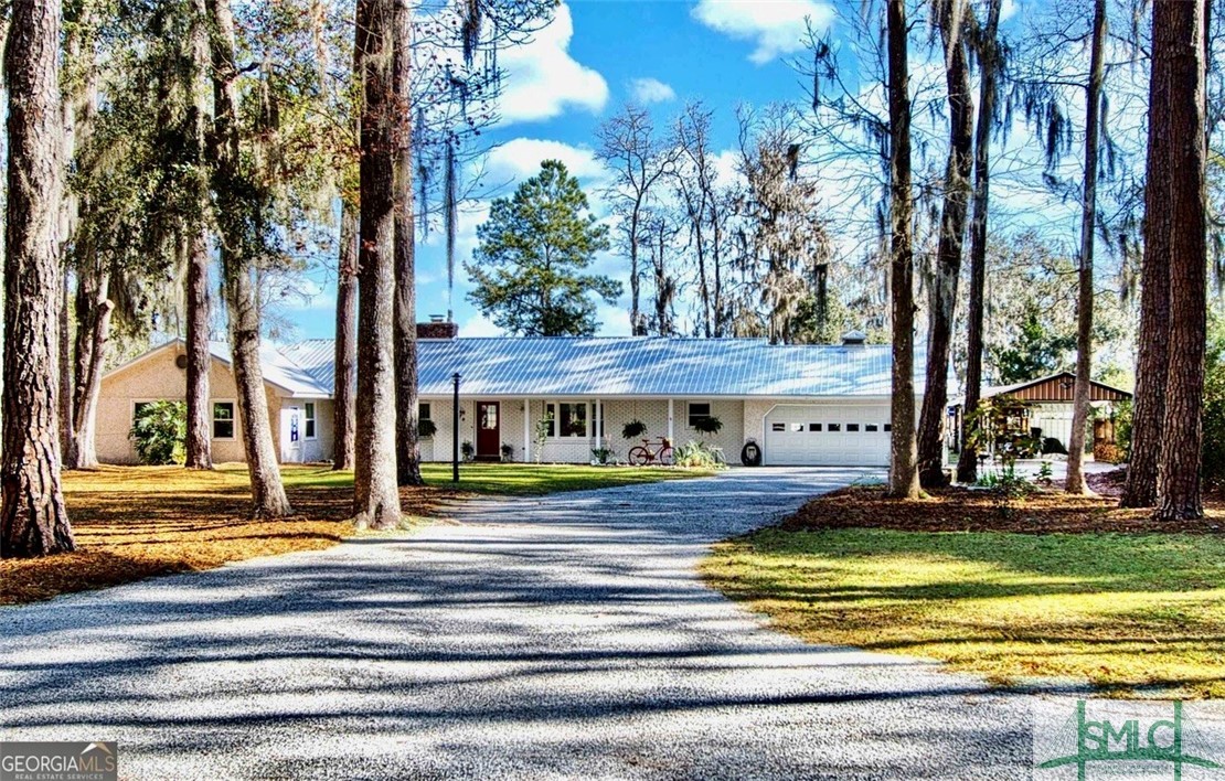 Black Island Rd, Darien, GA 31305