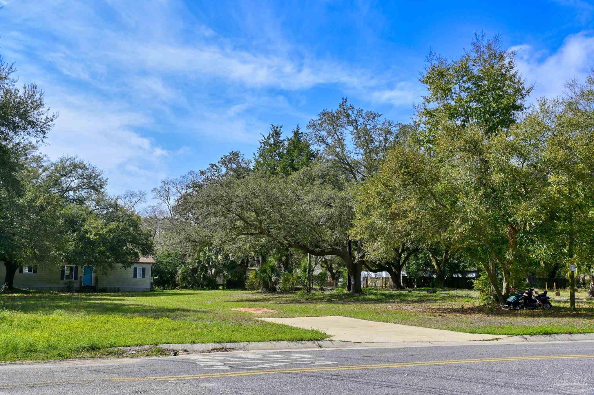 Land in Pensacola 2