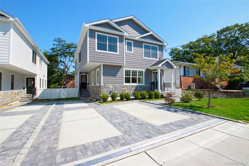 46 Linwood Rd N, Port Washington, NY, 11050-1440 | Card Image