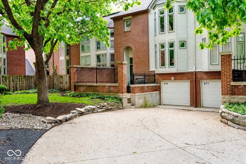 575 Lockerbie Cir S, Indianapolis, IN, 46202-4203 | Card Image