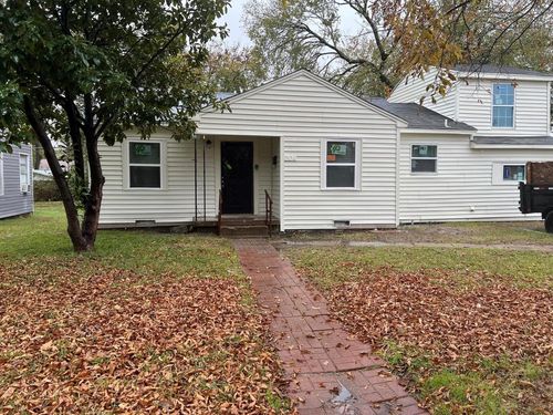 204 Graham Ave, Bonham, TX, 75418-2637 | Card Image