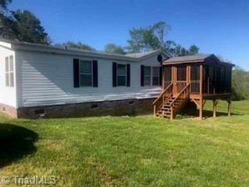 188 E Meadows Drive, Boomer, NC, 28606 | Card Image