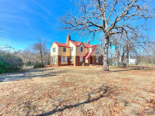 16 Oakwood Dr, Forest Park, OK, 73121-5411 | Card Image