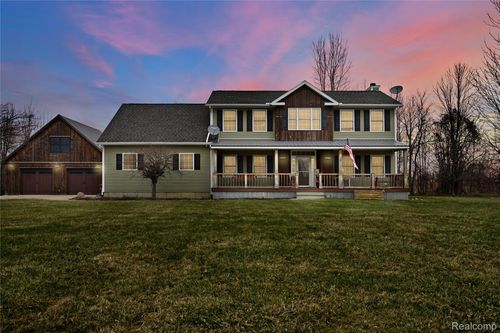 3690 Brauer Rd, Oxford, MI, 48371-1041 | Card Image