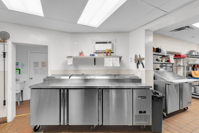1110 kitchen 4 | Image 17