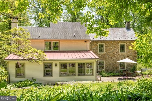 757 Sweet Hollow Rd, Bloomsbury, NJ, 08804-3312 | Card Image