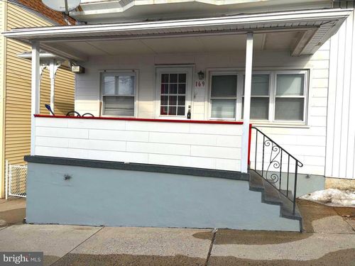 169 2nd St, COALDALE, PA, 18218-1210 | Card Image