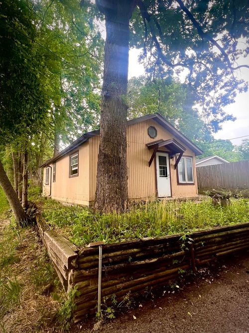 80 Cathryn Street, Fox Lake, IL, 60020 | Card Image