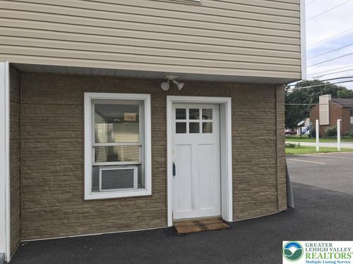 1005 S Cedar Crest Boulevard, Salisbury Twp, PA, 18103 | Card Image