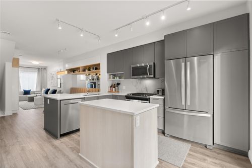 63-9718 161a St, Surrey, BC, V4N6S7 | Card Image