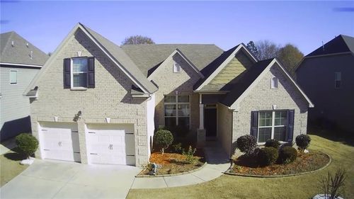 516 Georgia Cir, Loganville, GA, 30052-6939 | Card Image
