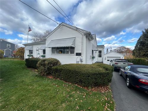 78 Kaufman Rd, Tiverton, RI, 02878-1320 | Card Image