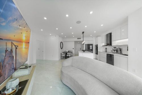 apt-2314-350 S Miami Ave, Miami, FL, 33130-1925 | Card Image