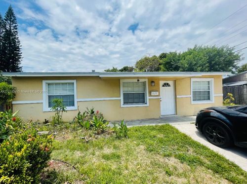 1624 S 23rd Ave, Hollywood, FL, 33020-6224 | Card Image