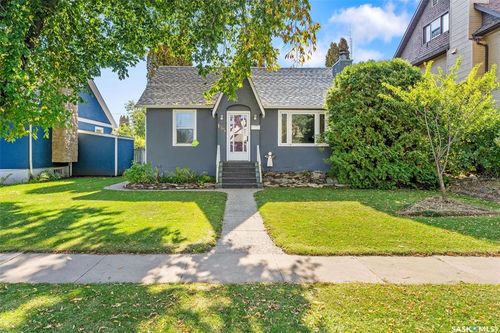 135 21st St W, Prince Albert, SK, S6V4H8 | Card Image