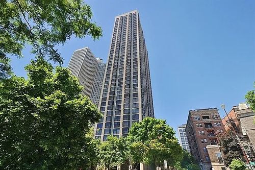 1604-2650 Lakeview Ave, Chicago, IL, 60614-2951 | Card Image