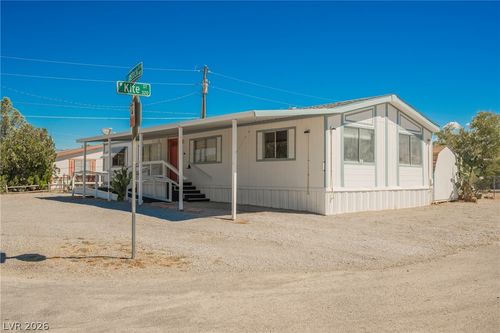 320 Kite St, Pahrump, NV, 89048-5468 | Card Image
