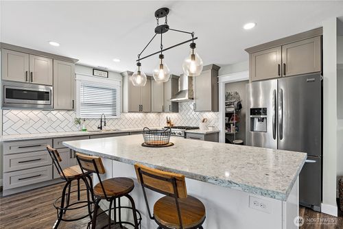 11107 212th St E, Graham, WA, 98338-6478 | Card Image
