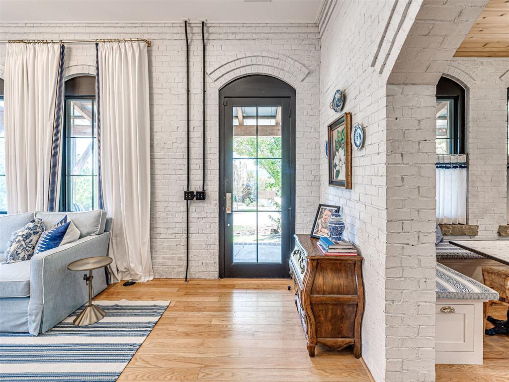 Residential in Carlton Landing 5