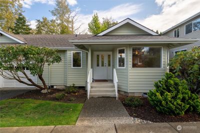 1314 Whatcom Street, Condo with 2 bedrooms, 1 bathrooms and 1 parking in Bellingham WA | Image 1